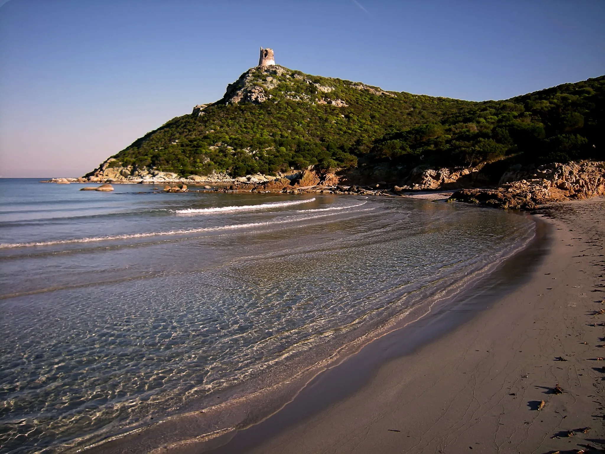 Mare in sardegna veduta generica