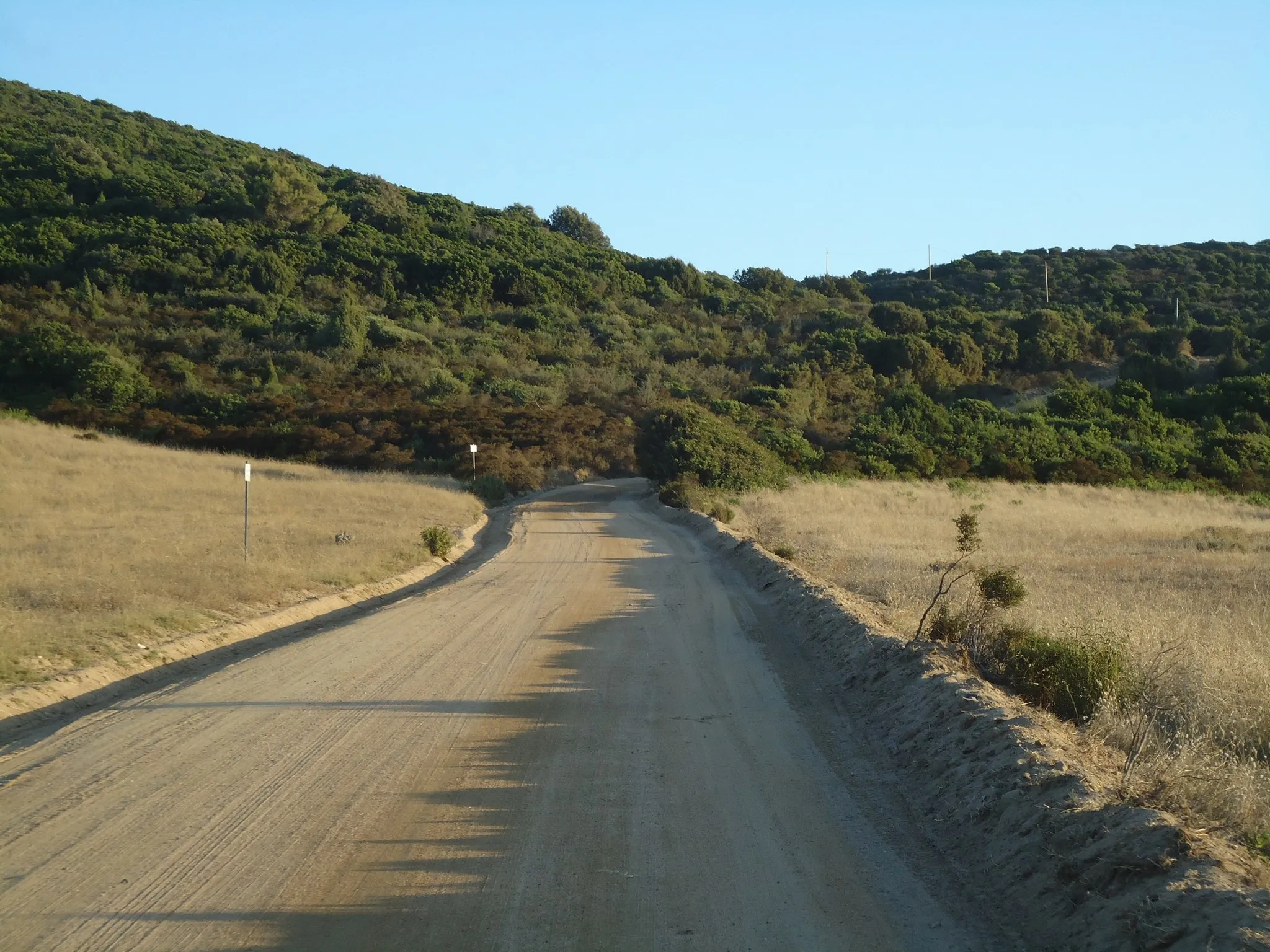 Su una strada interna in Sardegna